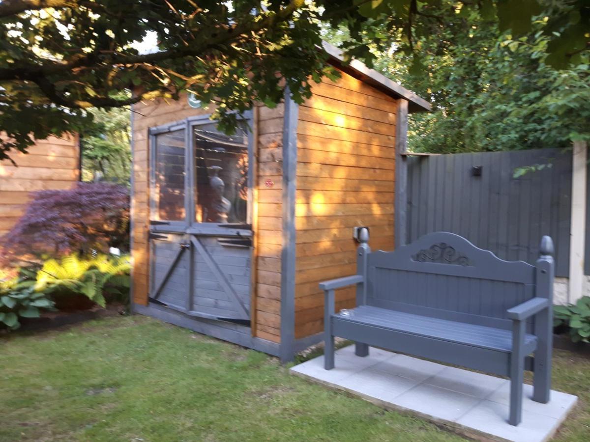Ever Wanted To Go Off Grid Then This Is For You Sutton Coldfield Dış mekan fotoğraf