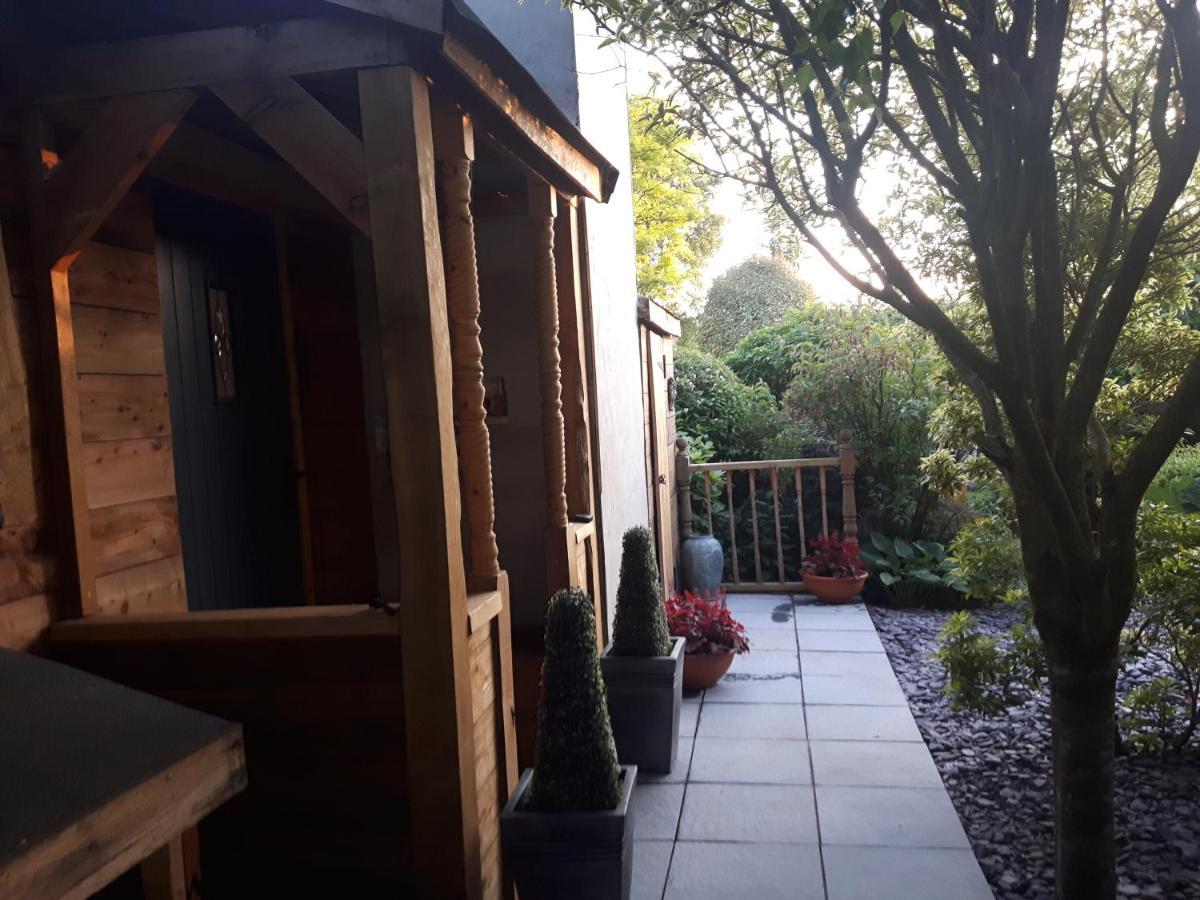 Ever Wanted To Go Off Grid Then This Is For You Sutton Coldfield Dış mekan fotoğraf